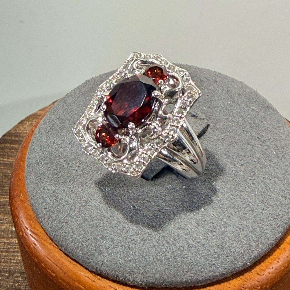 925, Victoria Wieck Victorian Style Garnet Halo Cocktail Ring Sz 10
